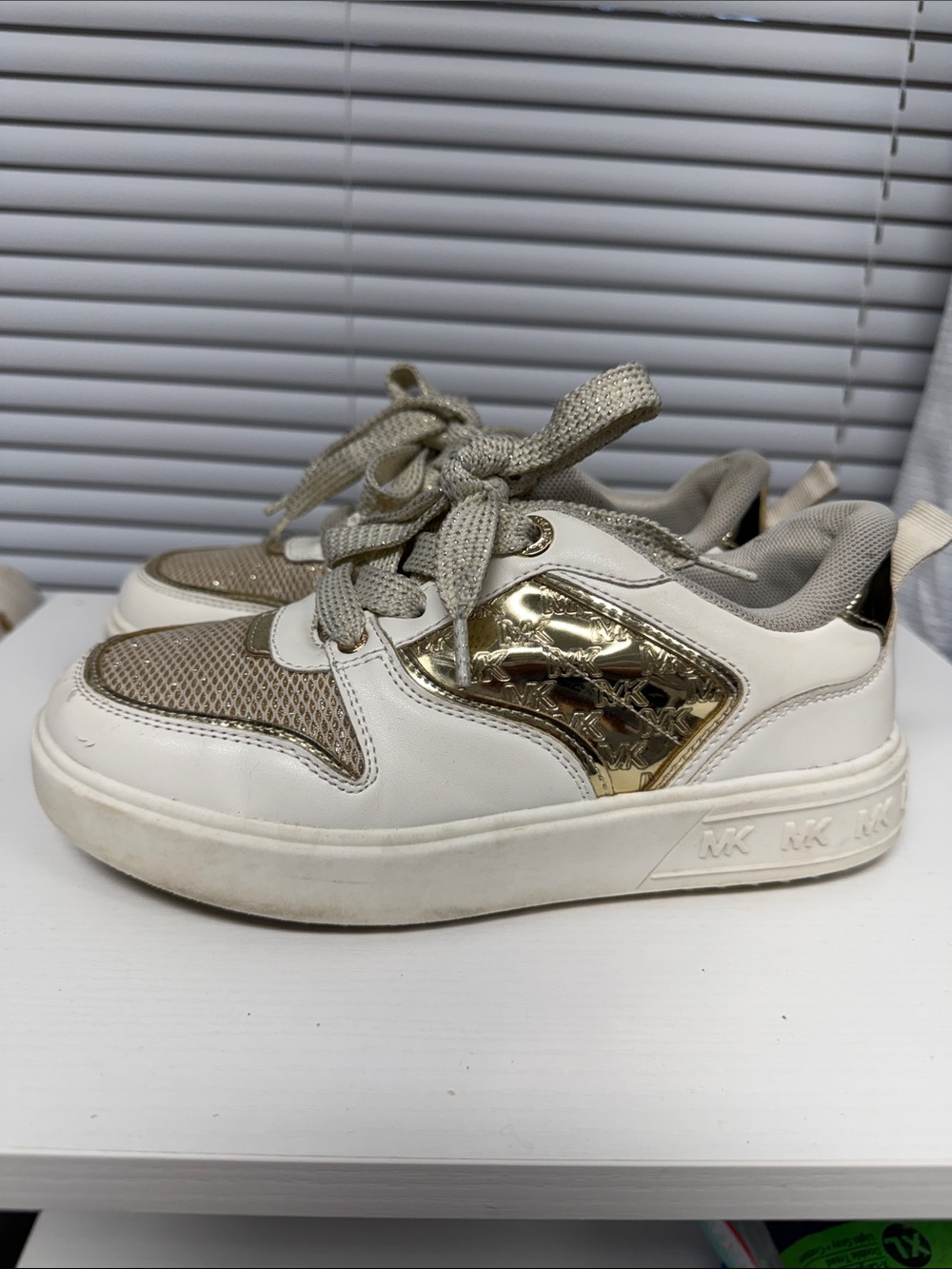 Michael Kors Kids Cream and Gold Logo Platform Sneakers